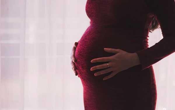 大同供卵,40岁高龄都在“拼二胎”，在湖北麻城能做助孕试管婴儿吗？_香港医